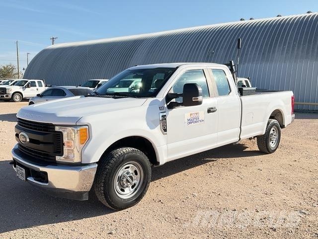 Ford F-250 Pik up kamioni