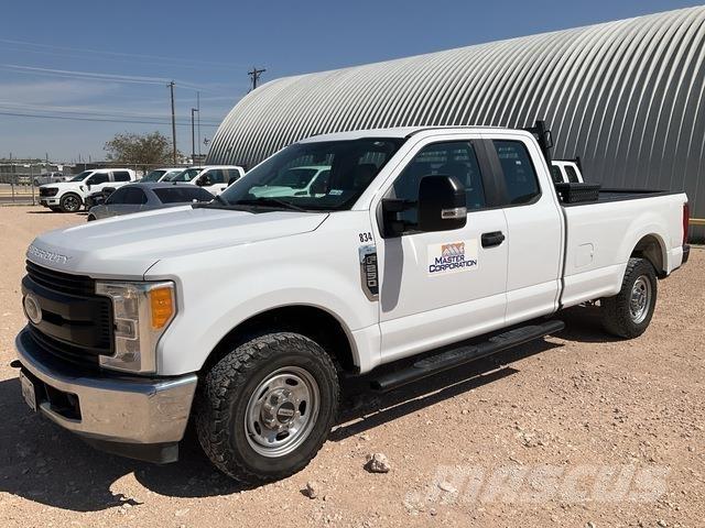 Ford F-250 Pik up kamioni
