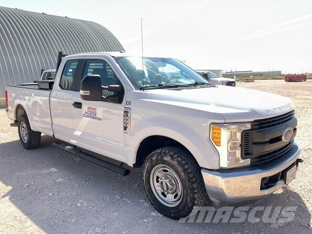 Ford F-250 Pik up kamioni