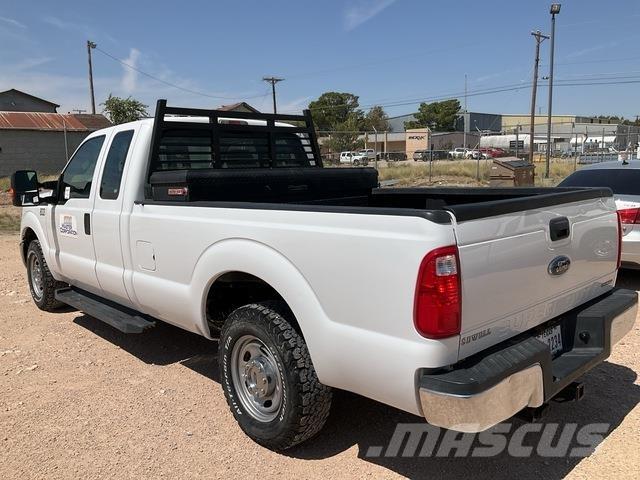 Ford F-250 Pik up kamioni