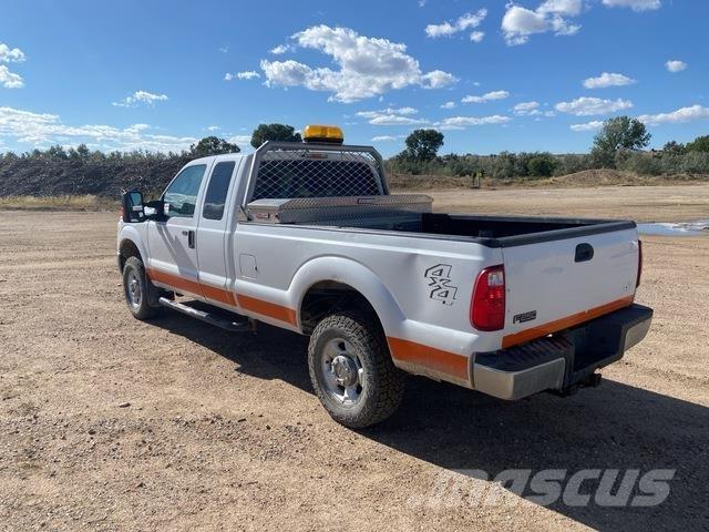 Ford F-250 Pik up kamioni