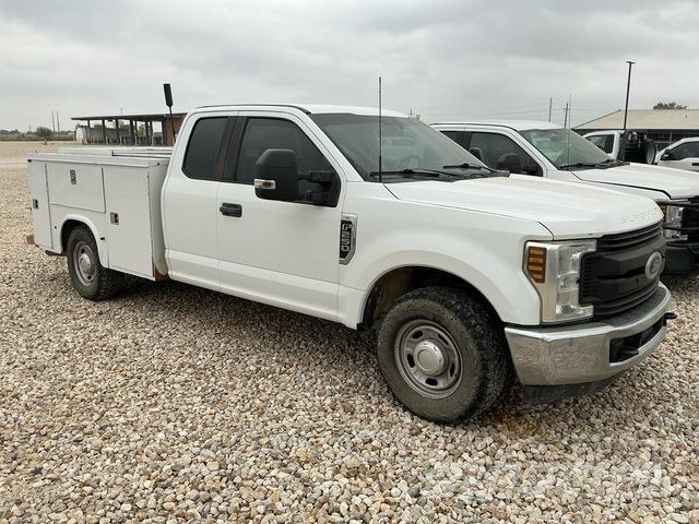 Ford F-250 Pik up kamioni