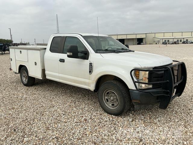 Ford F-250 Pik up kamioni