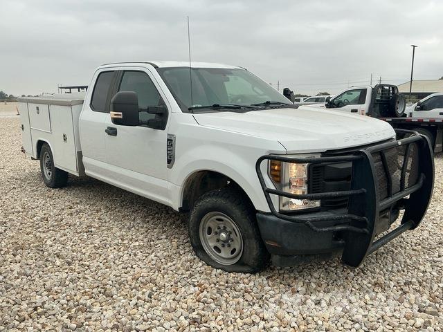 Ford F-250 Pik up kamioni