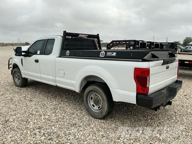 Ford F-250 Pik up kamioni