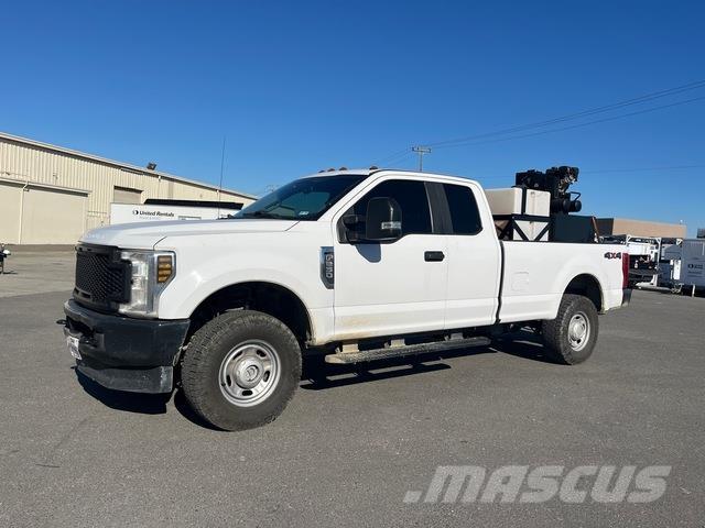 Ford F-250 Pik up kamioni