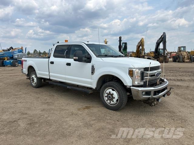 Ford F-350 Pik up kamioni