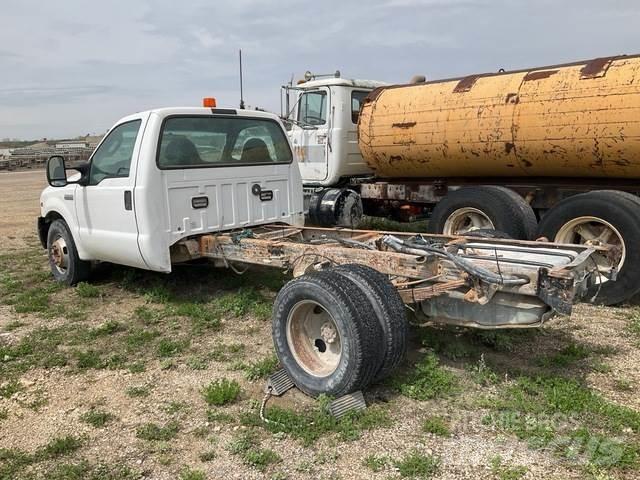 Ford F-350 Kabine i unutrašnjost