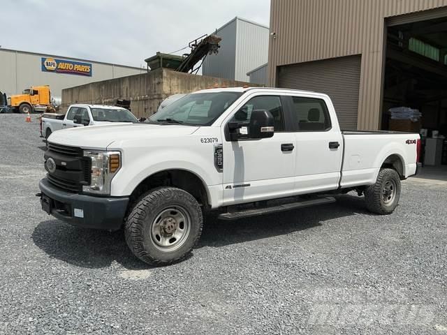 Ford F-350 Ostalo
