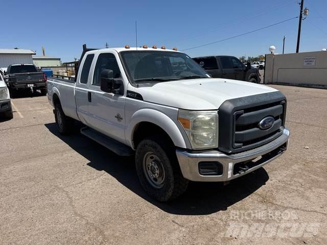 Ford F-350 Ostalo