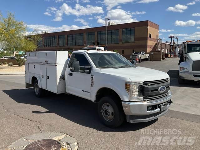Ford F-350 Pik up kamioni