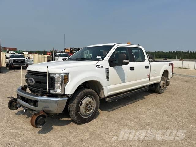 Ford F-350 Pik up kamioni