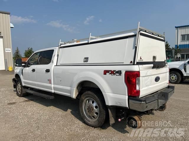 Ford F-350 Ostalo