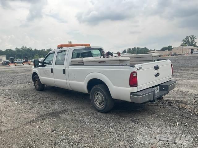 Ford F-350 Ostalo