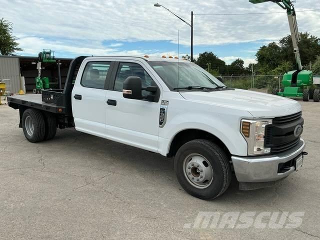 Ford F-350 Kamioni sa otvorenim sandukom