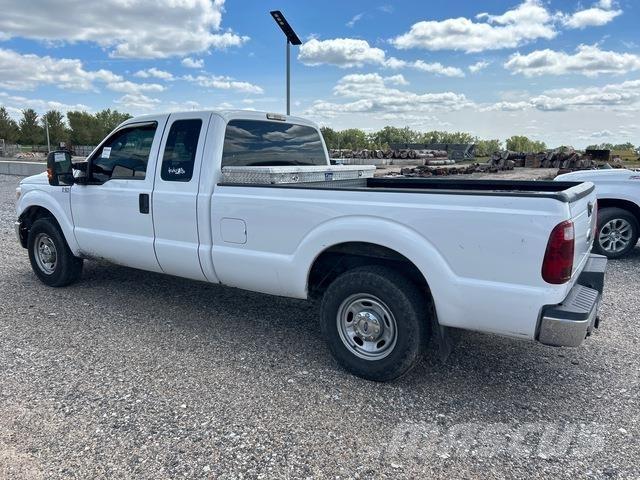Ford F-350 Pik up kamioni