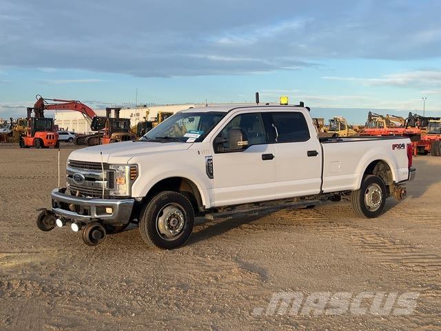 Ford F-350 Pik up kamioni