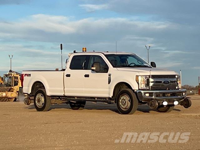 Ford F-350 Pik up kamioni