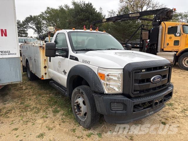 Ford F-450 Pik up kamioni