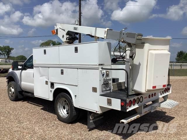 Ford F-450 Auto korpe