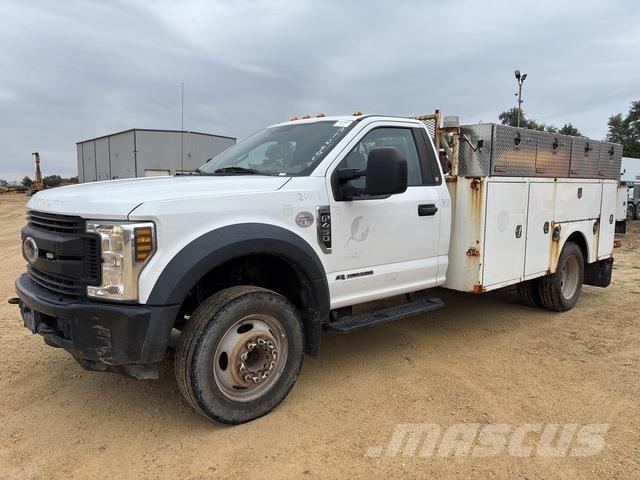Ford F-450 Pik up kamioni