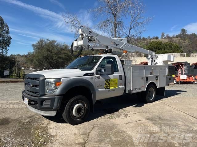 Ford F-550 Auto korpe