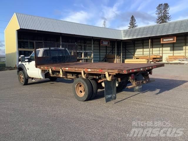Ford F-550 Kamioni sa otvorenim sandukom
