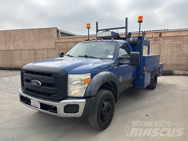 Ford F-550 Pik up kamioni