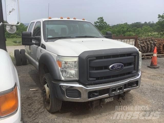 Ford F-550 Kabine i unutrašnjost