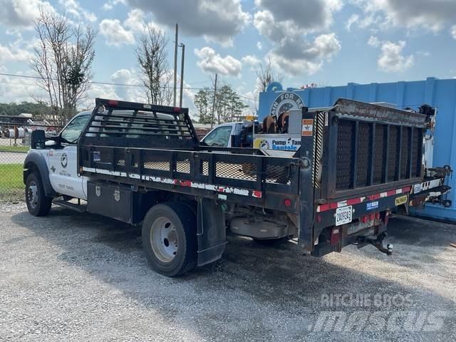 Ford F-550 Kamioni sa otvorenim sandukom