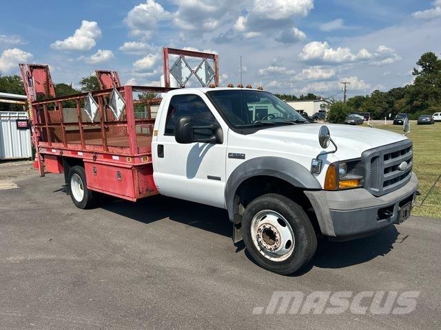 Ford F-550 Kamioni sa otvorenim sandukom