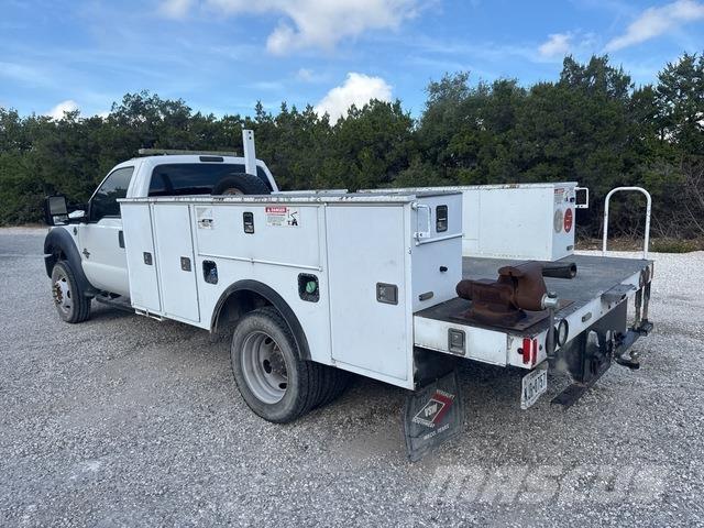 Ford F-550 Pik up kamioni