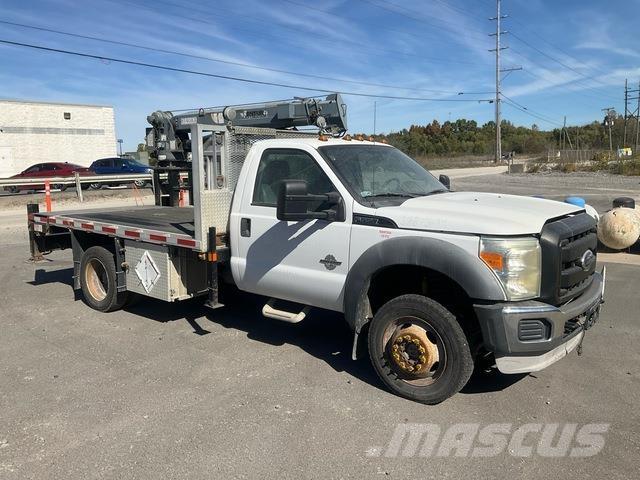 Ford F-550 Kamioni sa kranom