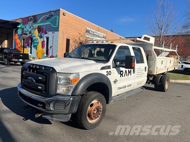 Ford F-550 Kamioni sa otvorenim sandukom