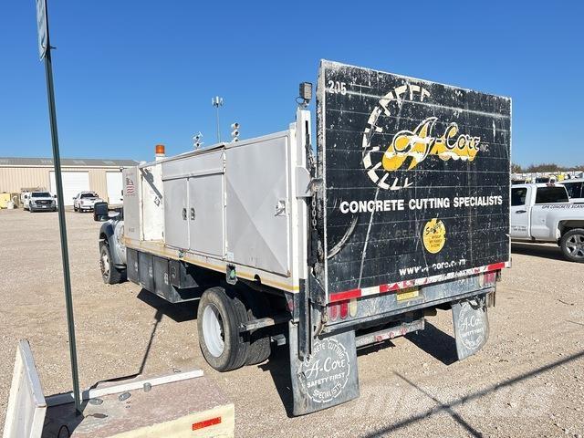 Ford F-550 Ostalo za građevinarstvo