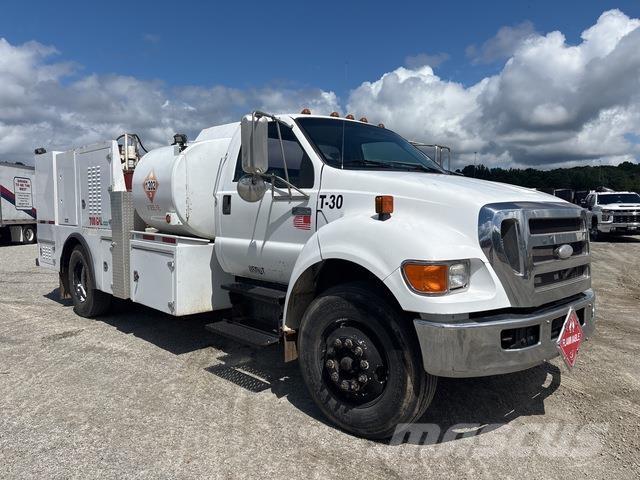 Ford F-650 Kamioni cisterne