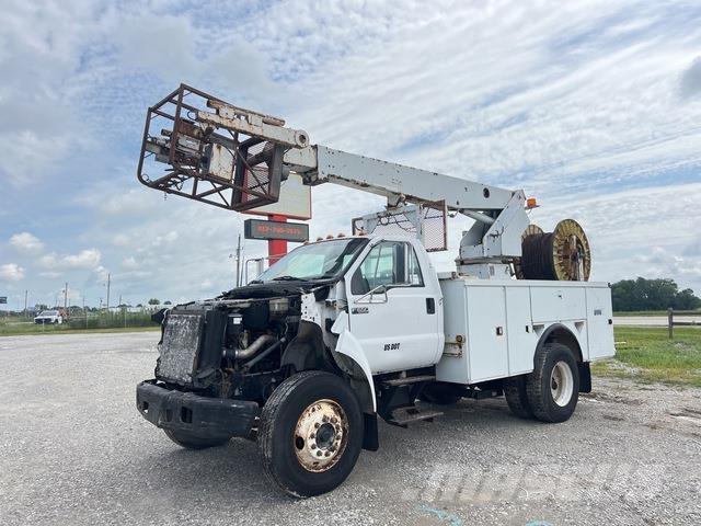 Ford F-650 Auto korpe