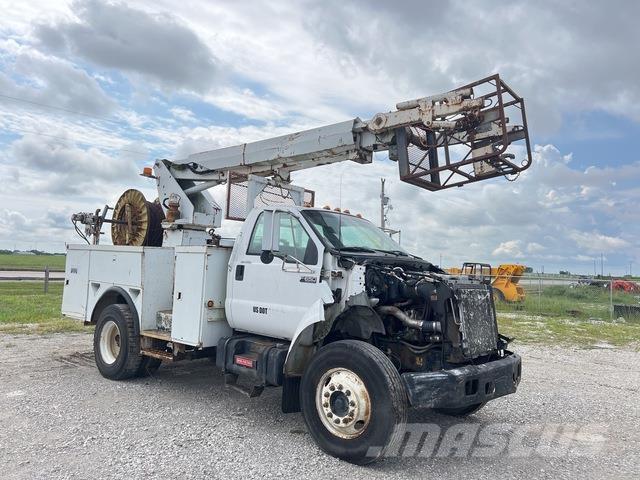 Ford F-650 Auto korpe
