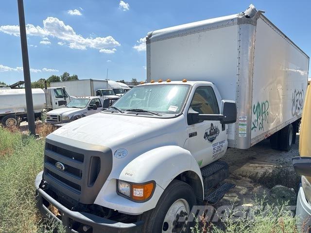 Ford F-750 Sanduk kamioni