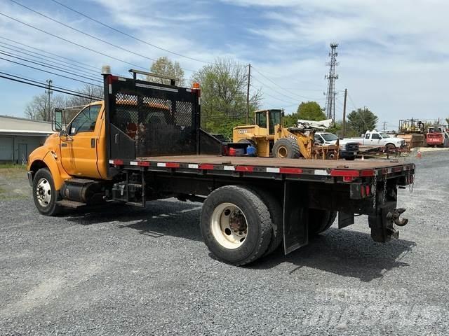 Ford F-750 Kamioni sa otvorenim sandukom