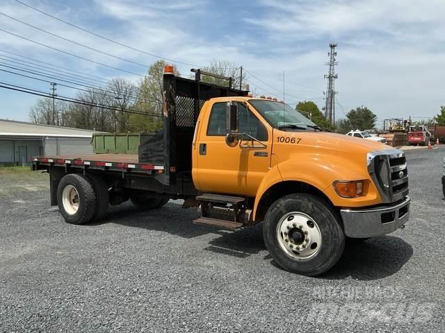 Ford F-750 Kamioni sa otvorenim sandukom