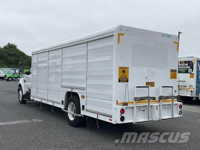 Ford F-750 Kamioni za prevoz pića