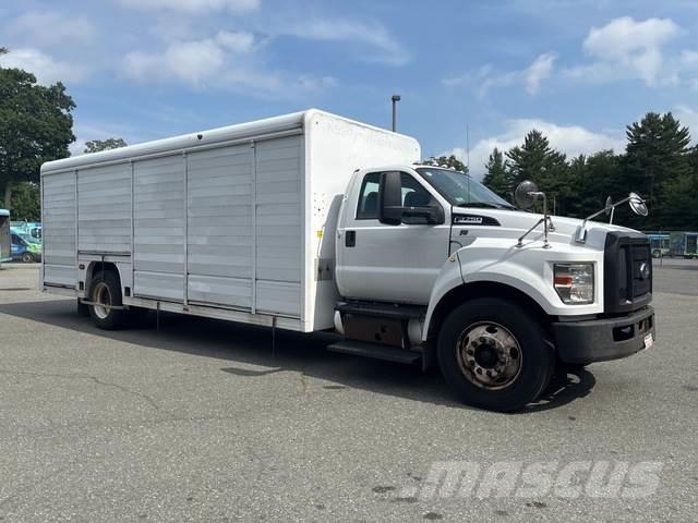 Ford F-750 Kamioni za prevoz pića
