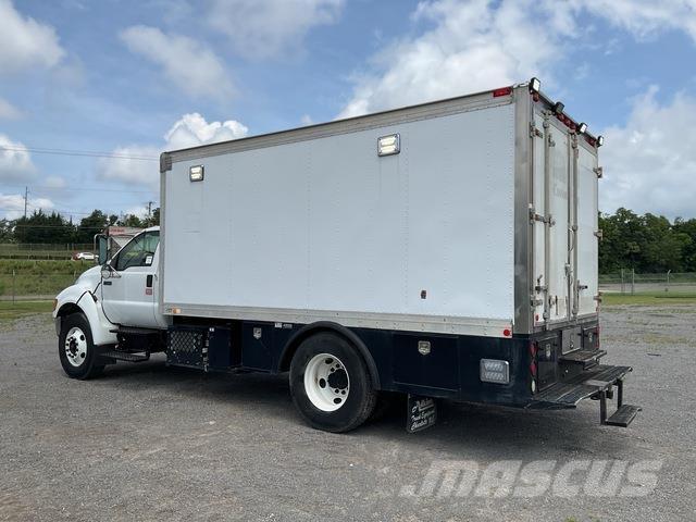Ford F-750 Ostalo za građevinarstvo