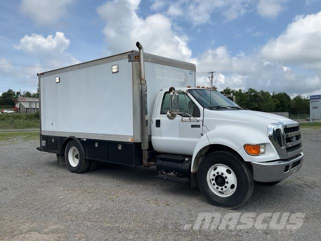 Ford F-750 Ostalo za građevinarstvo
