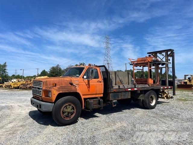 Ford F800 Komunalna vozila za opštu namenu