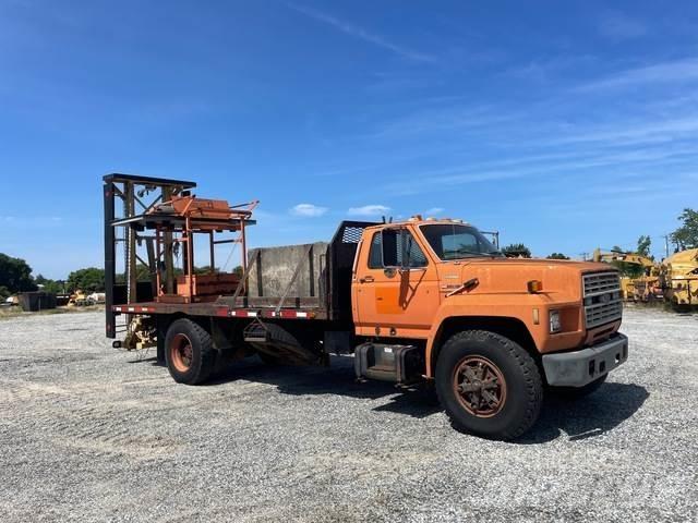 Ford F800 Komunalna vozila za opštu namenu