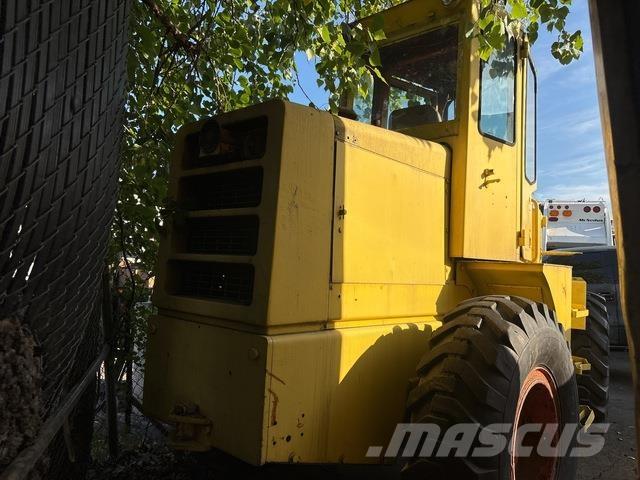 Ford FZ411V Utovarivači na točkove