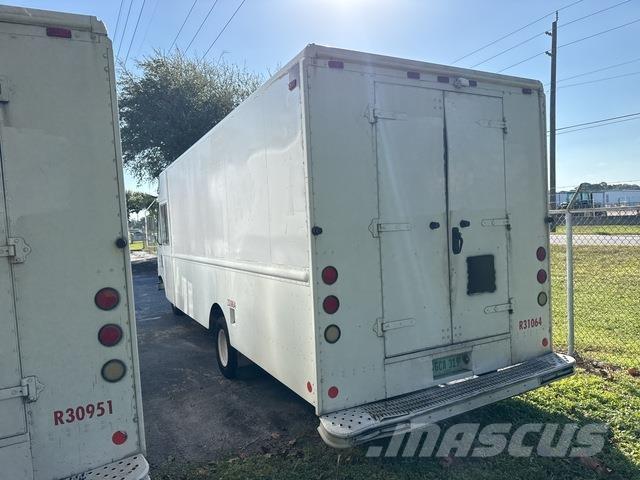 Ford GEN 1 Sanduk kombiji