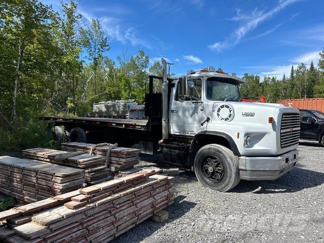 Ford L8000 Šleperi za vozila